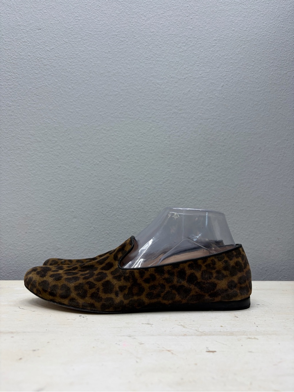 Veronica Beard Griffin Leopard Print Suede Loafers Size 7.5